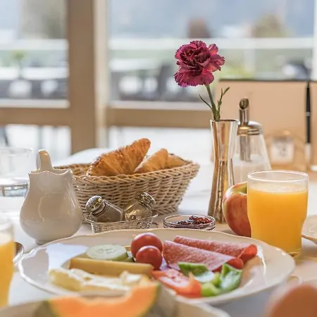 Schuele's Wellnessresort & Adults Only 4* 오버스트도르프
